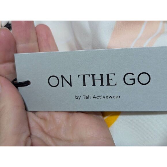 O.T.G. On The Go Women's White & Pink Crewneck Balloon Sleeve Soft Polyester Dre - Picture 5 of 8